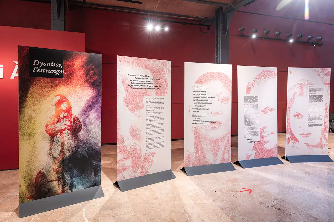 Cosmovisiones Romaníes - Exposición Cultural - Diseño de espacios y gráfico